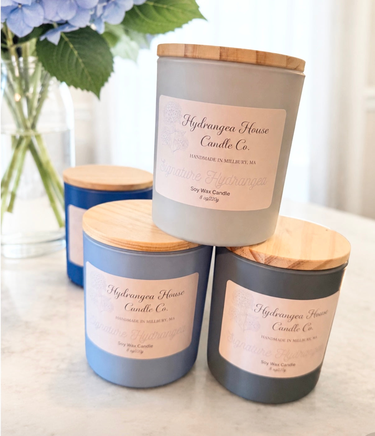 Signature Hydrangea 8 oz soy wax candle