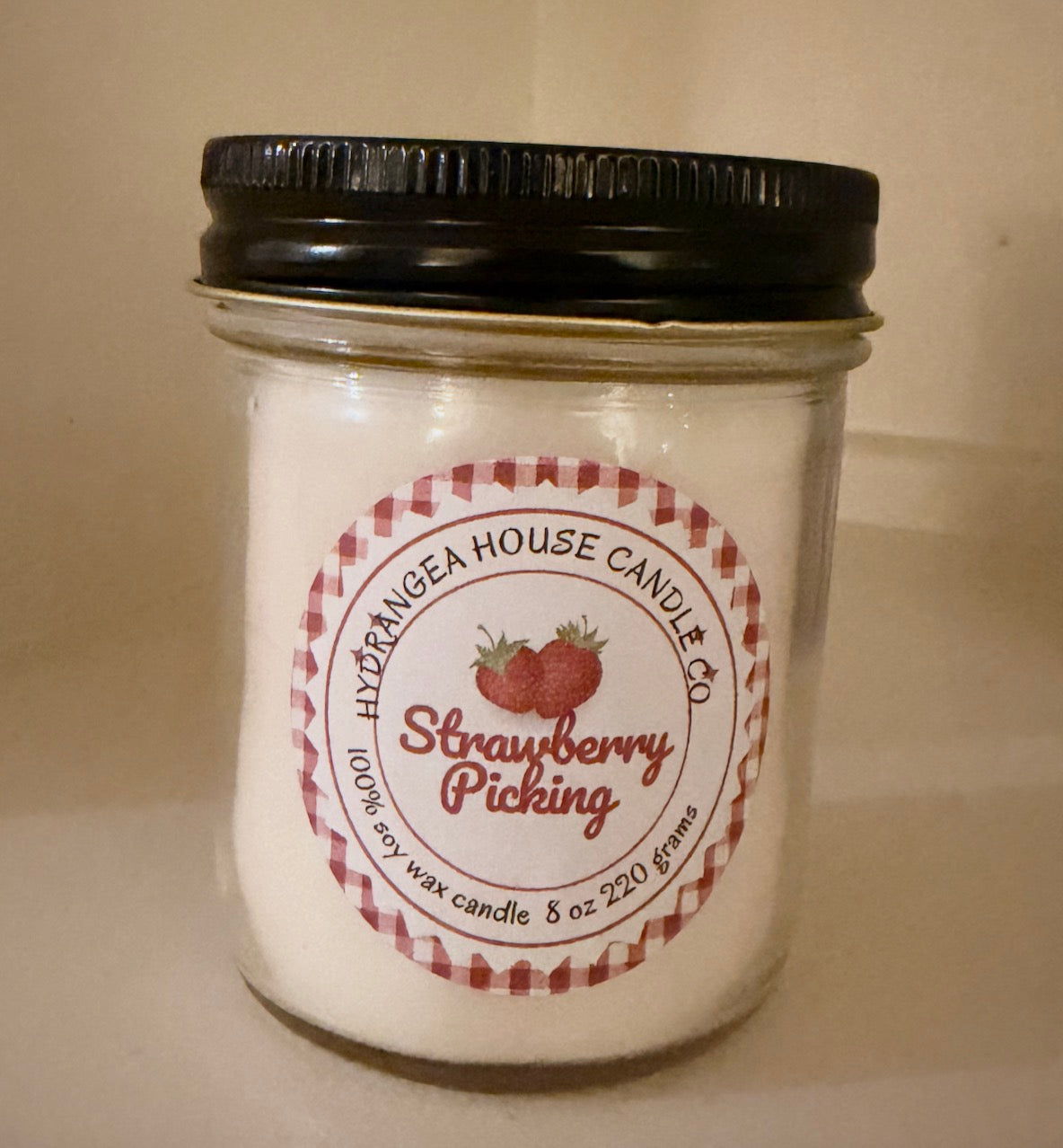 Strawberry Picking 8 oz soy candle