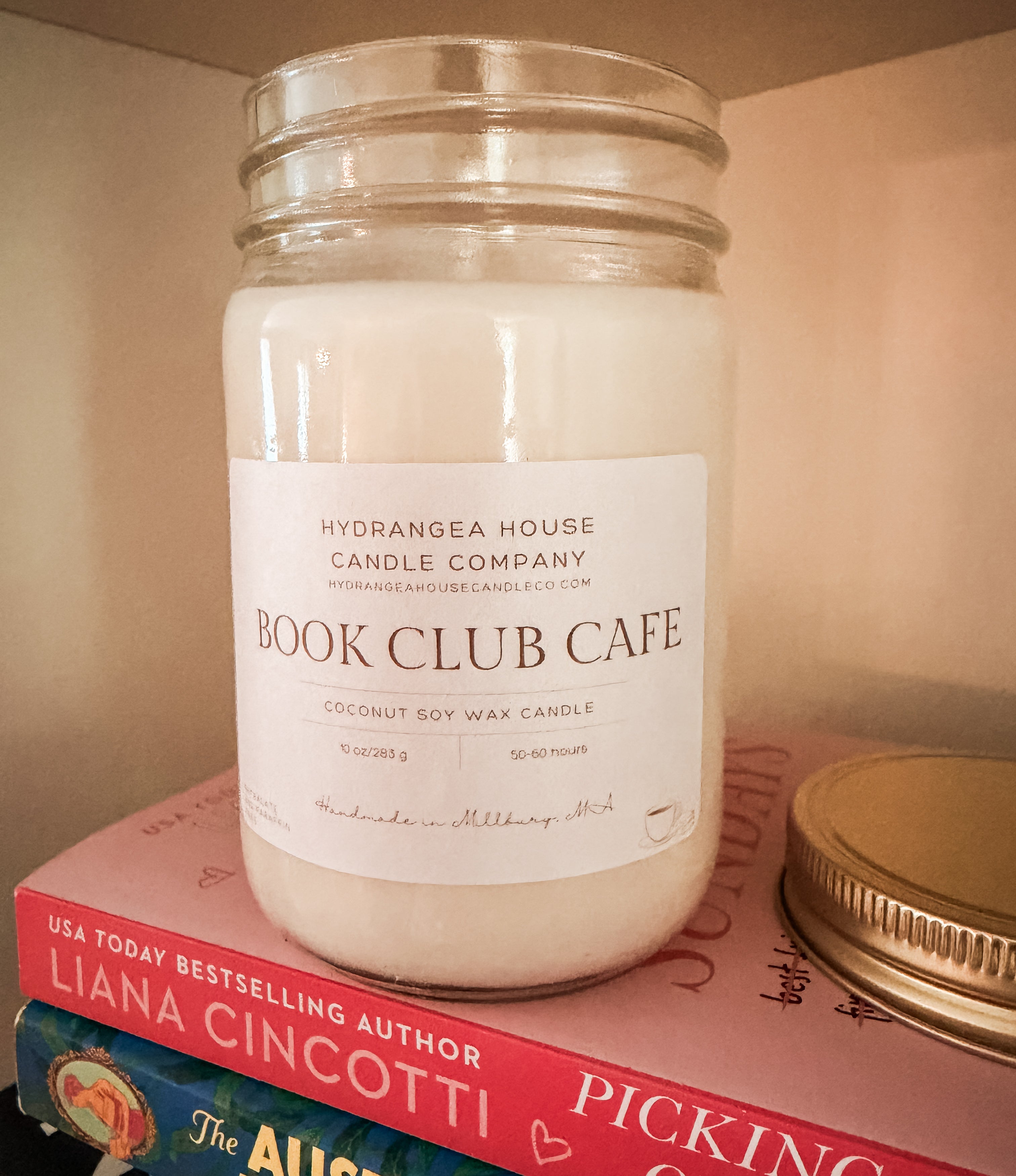 Book Club Cafe 10 oz soy wax candle