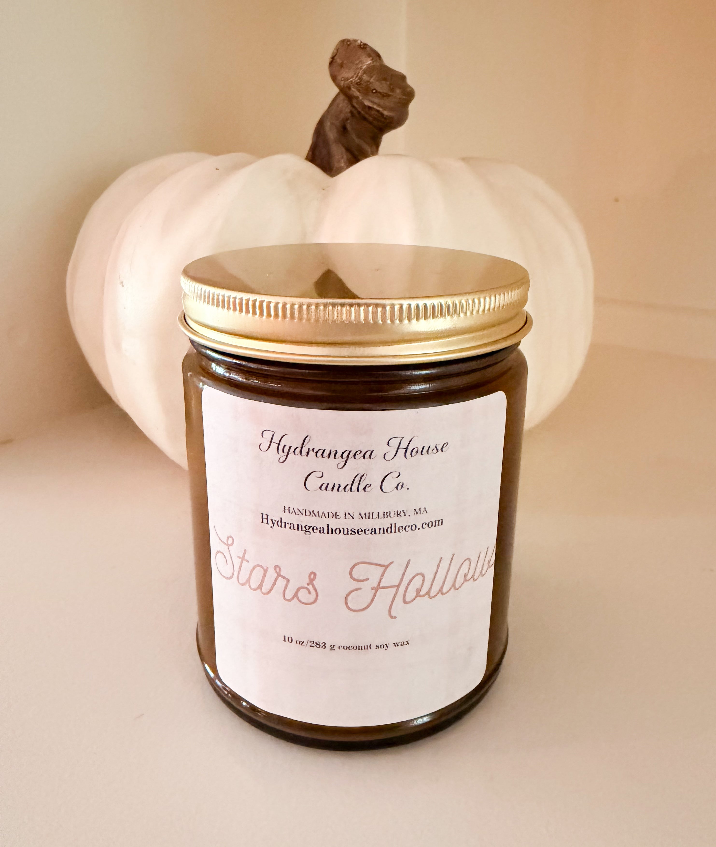 Stars Hollow 10 oz Coconut Soy Candle