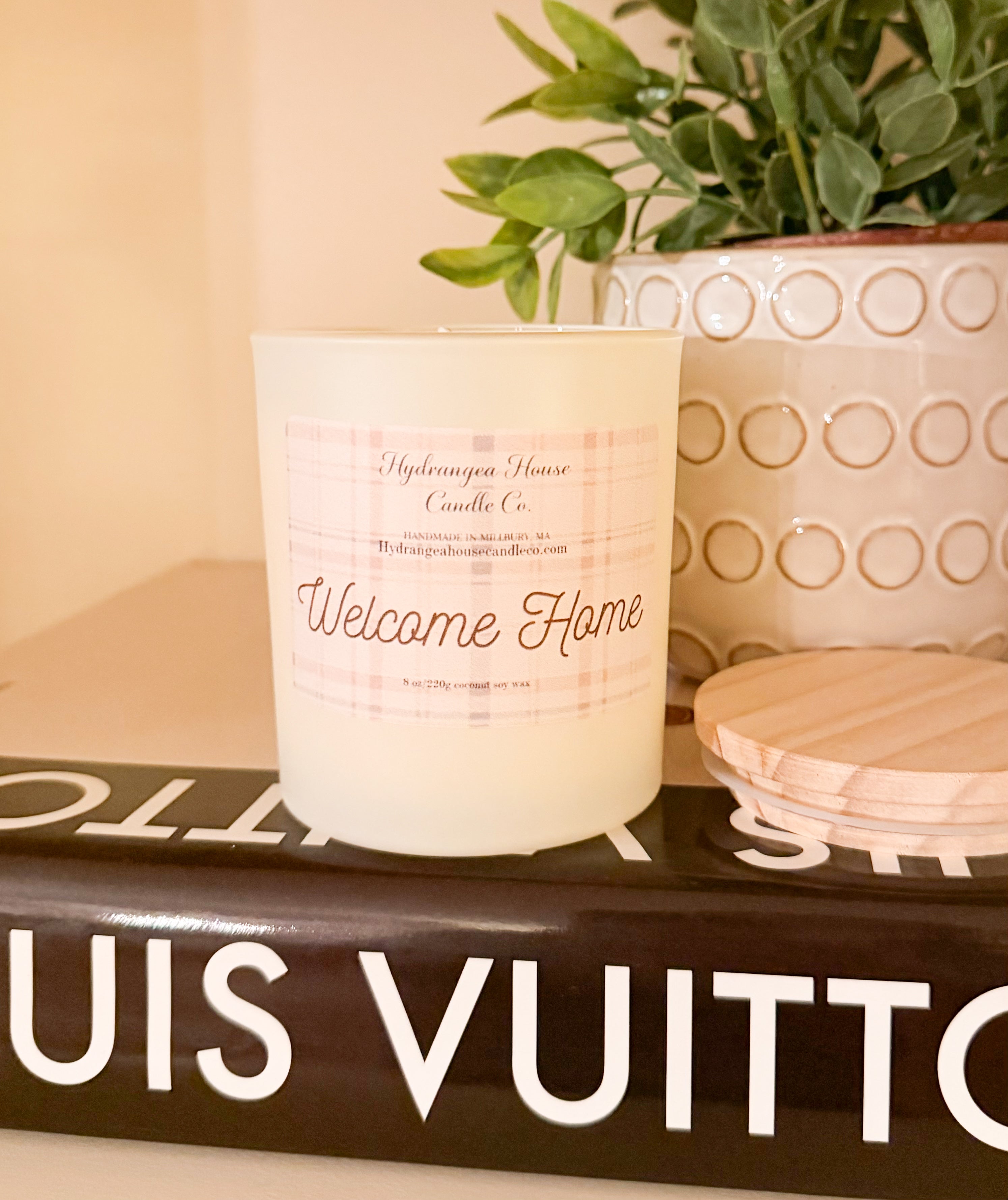 Welcome Home 8 oz Coconut Soy Candle