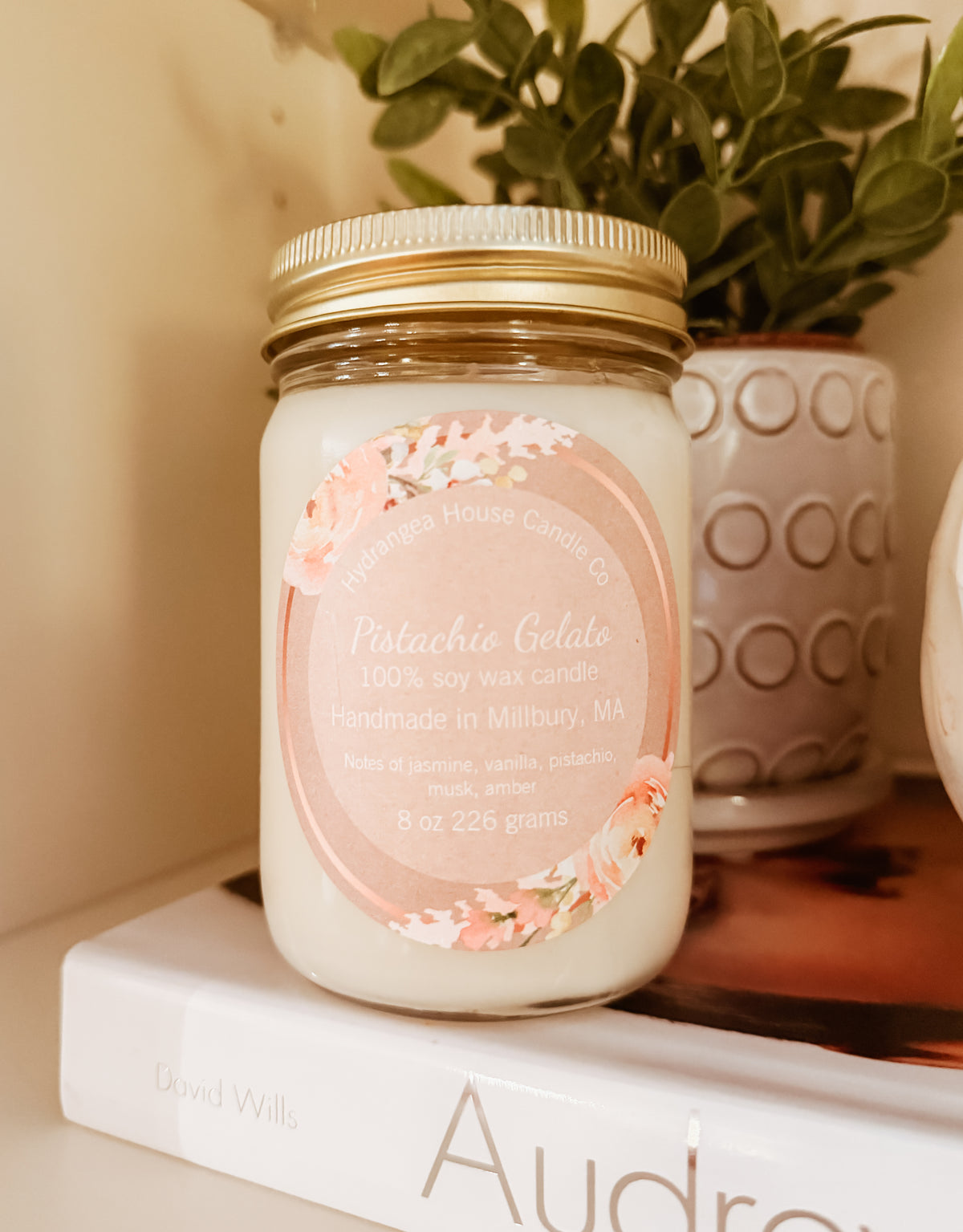 Pistachio Gelato 10 oz Soy Candle